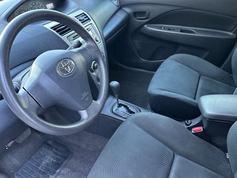 Used 2012 Toyota Yaris Sedan image 10