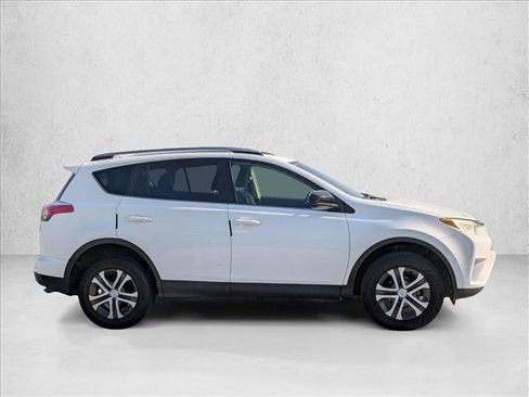 Used 2018 Toyota RAV4 LE w/ Carpet Mat Package FWD image 4