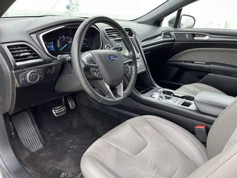 Used 2018 Ford Fusion Sport w/ Equipment Group 401A image 11