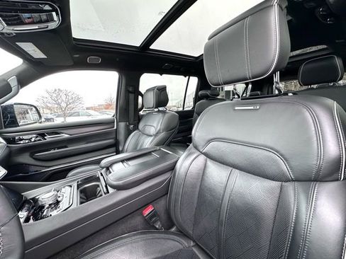 Used 2024 Jeep Grand Wagoneer L Series II w/ Quick Order Packagew 28T AWD/4WD image 18