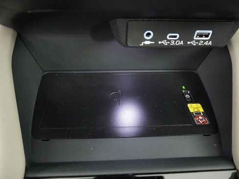 New 2025 Subaru Forester Premium image 18