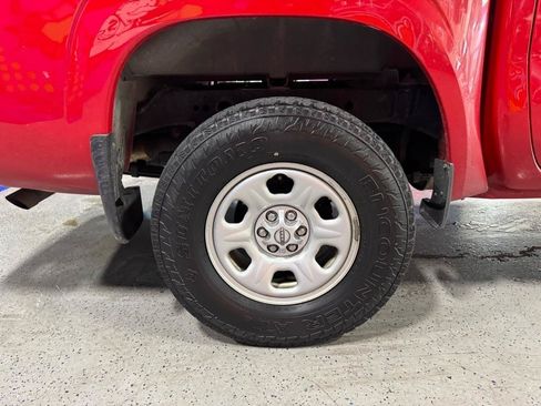 Used 2022 Nissan Frontier S w/ Technology Package AWD/4WD image 26