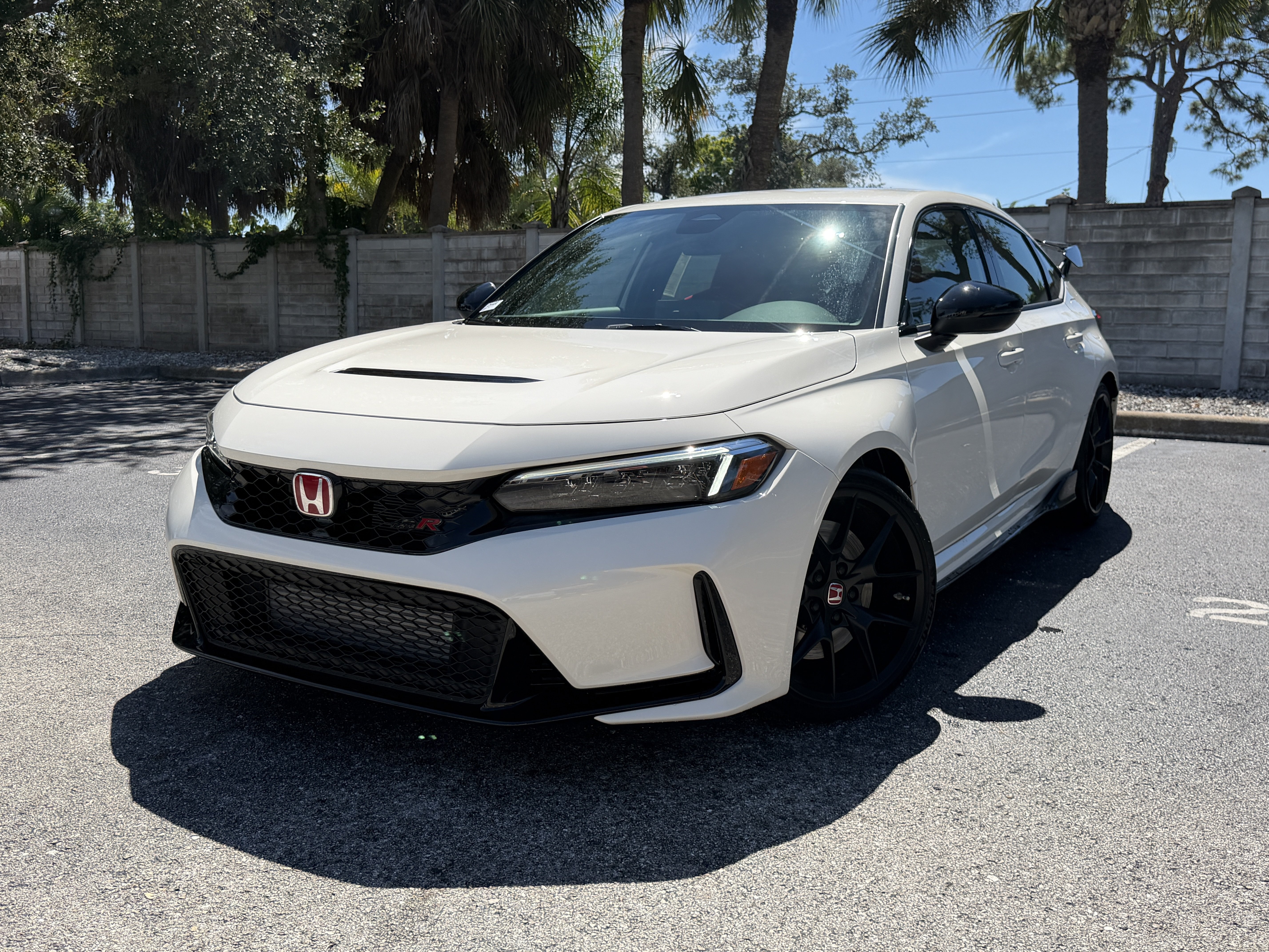 Used 2025 Honda Civic Type R image 1