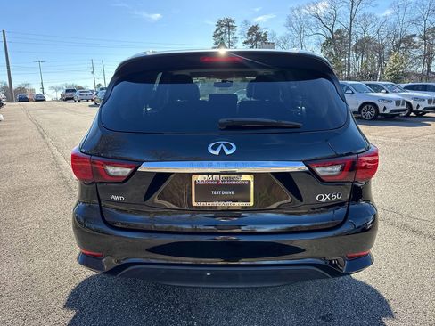 Used 2019 INFINITI QX60 Luxe w/ Essential Package image 6