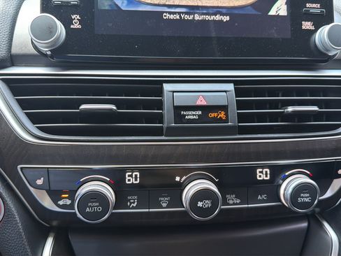 Used 2018 Honda Accord EX-L image 16