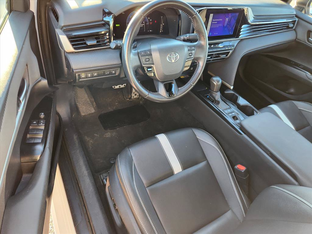 Certified 2025 Toyota Camry SE FWD image 17