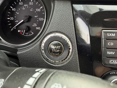 Used 2014 Nissan Rogue SV w/ SV Premium Package FWD image 36