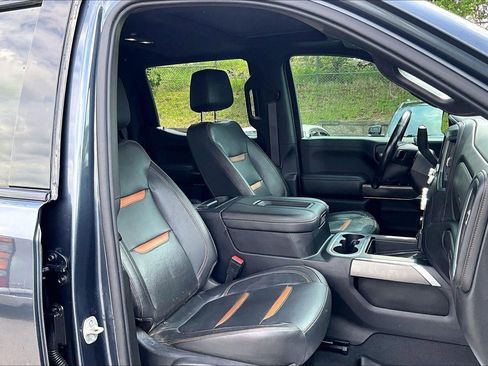 Used 2021 GMC Sierra 1500 AT4 w/ AT4 Value Package AWD/4WD image 7