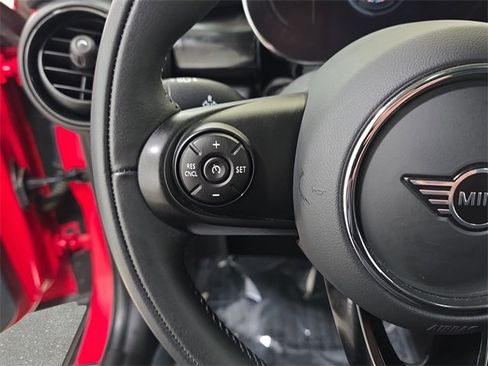 Used 2021 MINI Cooper 4-Door Hardtop w/ 6.5" Touchscreen Package image 16