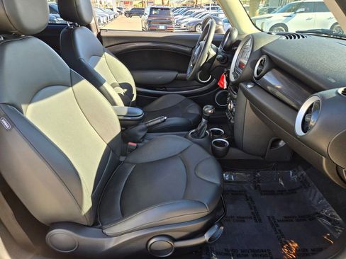 Used 2013 MINI Cooper S image 17
