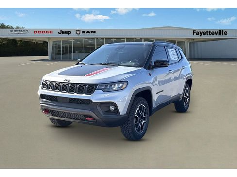 New 2026 Jeep Compass Trailhawk w/ Sun, Sound & Navigation Group image 7