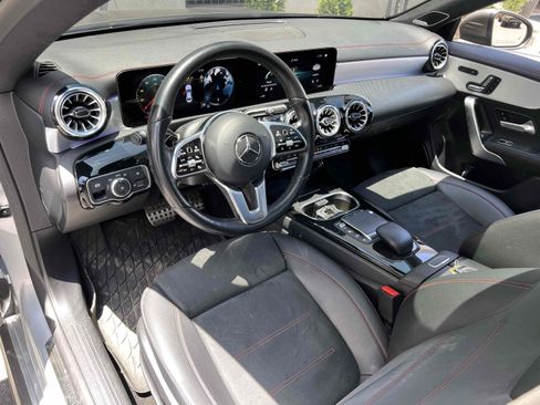 Used 2023 Mercedes-Benz CLA 250 4MATIC image 3