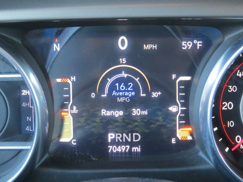 Used 2018 Jeep Wrangler Unlimited Rubicon image 25