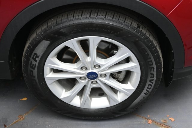 Used 2018 Ford Escape SE w/ SE Sync 3 Package AWD/4WD image 10