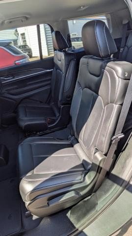 Used 2023 Jeep Grand Cherokee L Limited AWD/4WD image 13
