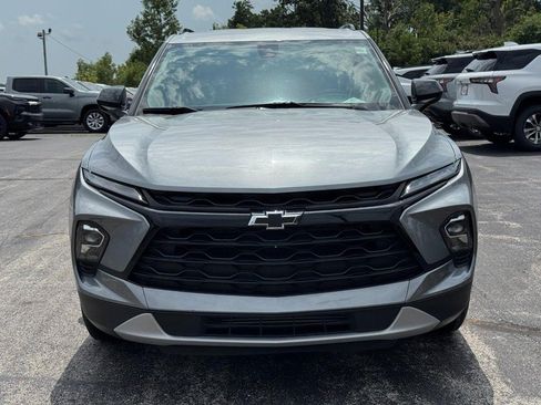 Used 2024 Chevrolet Blazer LT w/ Convenience Package FWD image 9
