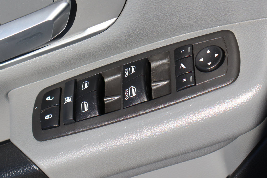 Used 2022 RAM 1500 Big Horn AWD/4WD image 17