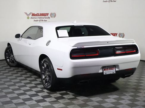 Used 2018 Dodge Challenger GT w/ GT Interior Package AWD/4WD image 11