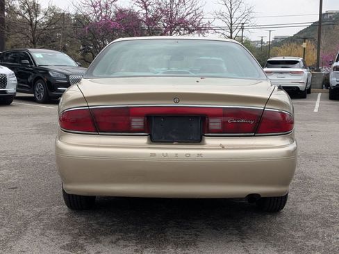 Used 2004 Buick Century Custom image 4
