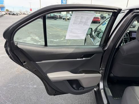 Used 2023 Toyota Camry LE image 10