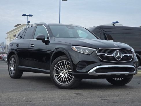 Certified 2026 Mercedes-Benz GLC 300 GLC 300 image 1