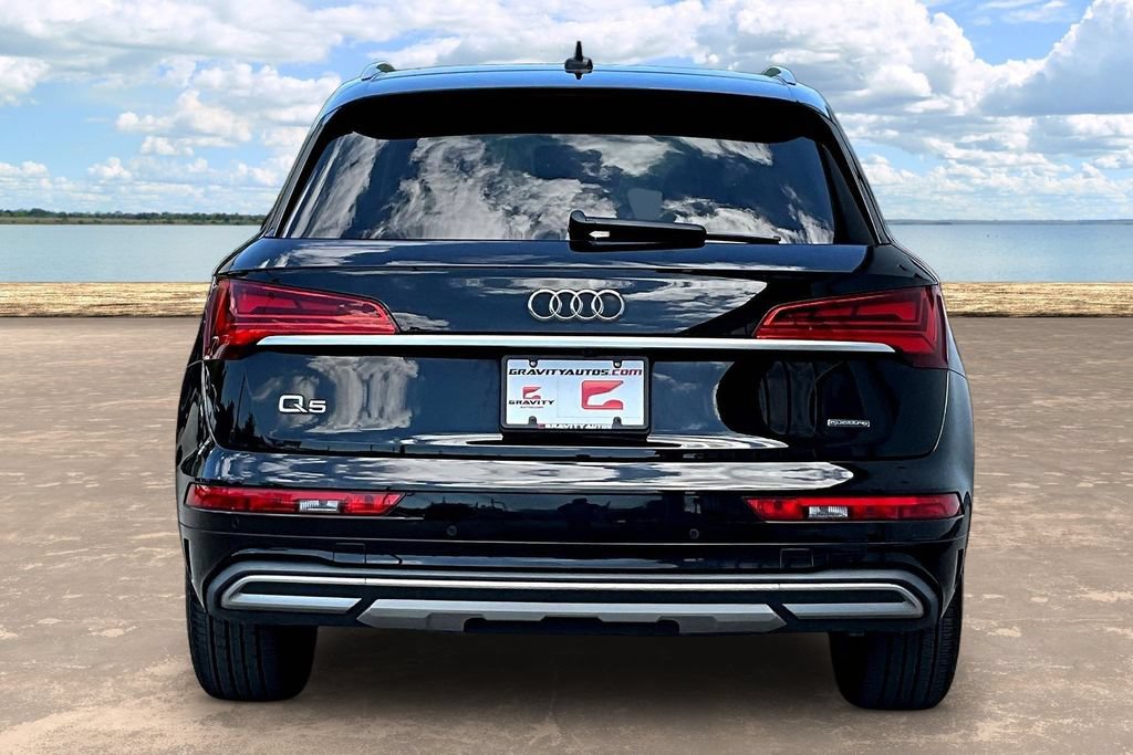 Used 2021 Audi Q5 2.0T Premium w/ Convenience Package AWD/4WD image 5