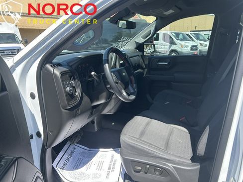 Used 2023 Chevrolet Silverado 1500 Custom RWD image 10