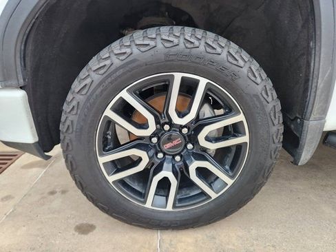Used 2021 GMC Sierra 1500 AT4 image 9