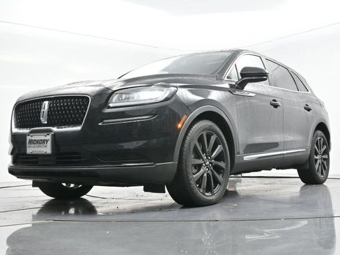 Used 2022 Lincoln Nautilus Reserve w/ Monochromatic Package AWD/4WD image 43