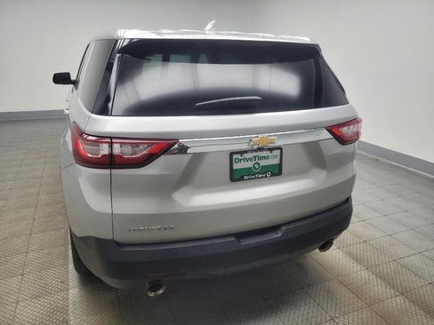 Used 2020 Chevrolet Traverse LS w/ LPO, Floor Liner Package FWD image 6