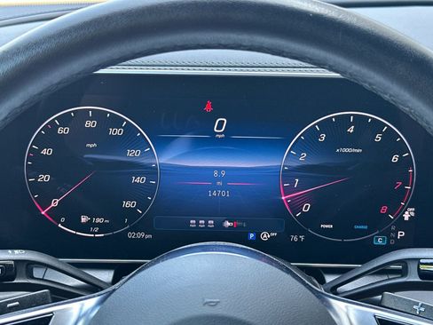 Certified 2025 Mercedes-Benz GLC 300 image 28