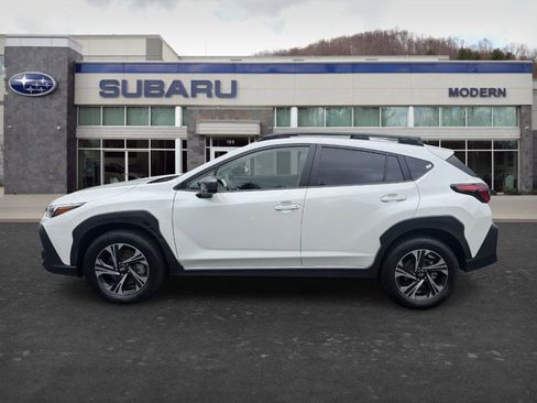 Used 2024 Subaru Crosstrek 2.0i Premium w/ Crosstrek Mirror Package AWD/4WD image 7