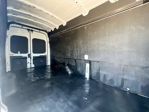 Used 2024 Ford Transit 250 148 High Roof Extended w/ Load Area Protection Package RWD image 33