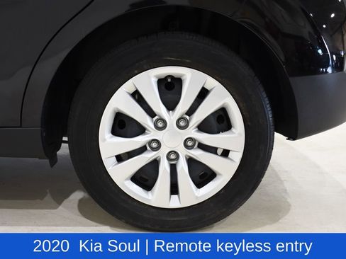 Used 2020 Kia Soul LX image 6
