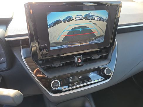 Used 2023 Toyota Corolla LE image 31