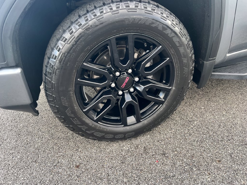 Used 2019 GMC Sierra 1500 Elevation w/ Elevation Value Package AWD/4WD image 14