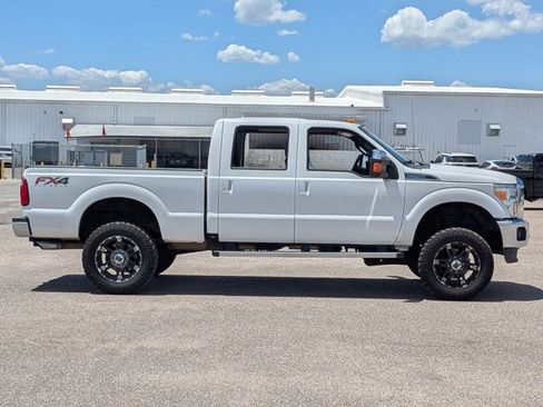 Used 2013 Ford F250 Lariat w/ Lariat Ultimate Pkg AWD/4WD image 4
