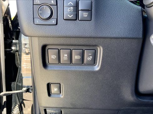 Used 2023 Lexus GX 460 Premium w/ Premium Package AWD/4WD image 33