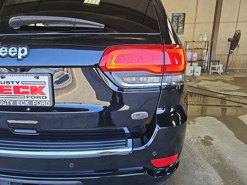 Used 2019 Jeep Grand Cherokee Overland image 35