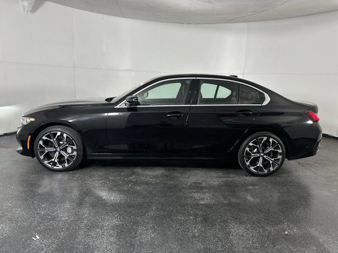 Used 2025 BMW 330i Sedan w/ Premium Package RWD image 5