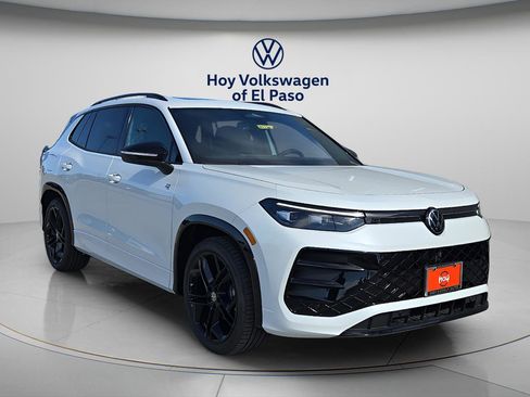 New 2026 Volkswagen Tiguan SE R-Line FWD image 1