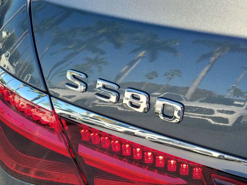 New 2026 Mercedes-Benz S 580 4MATIC Sedan image 8