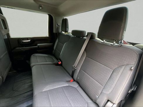 Used 2022 Chevrolet Silverado 2500 Custom w/ Custom Convenience Package AWD/4WD image 23