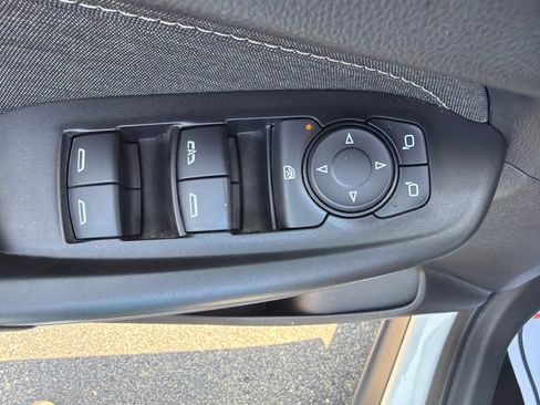 Used 2023 Chevrolet TrailBlazer ACTIV w/ Convenience Package FWD image 11