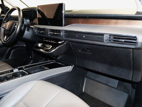 Used 2023 Lincoln Corsair Reserve w/ Jet Appearance Package AWD/4WD image 51