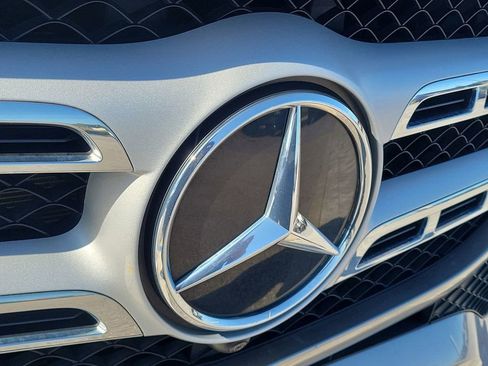 Used 2022 Mercedes-Benz GLS 450 4MATIC image 9