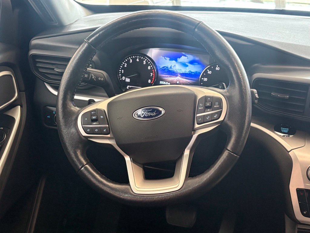 Used 2020 Ford Explorer XLT w/ Comfort Package AWD/4WD image 25