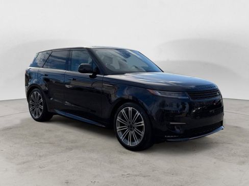 New 2026 Land Rover Range Rover Sport Dynamic SE image 2