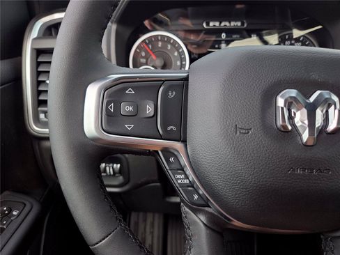 New 2026 RAM 1500 Big Horn AWD/4WD image 29