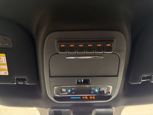 New 2026 Ford F250 Platinum w/ FX4 Off-Road Package AWD/4WD image 20